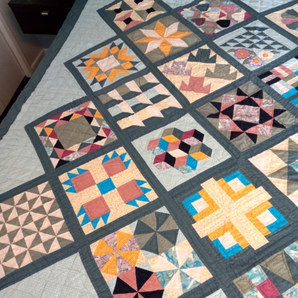 KING SIZED SAMPLER QUILT 87" × 96"